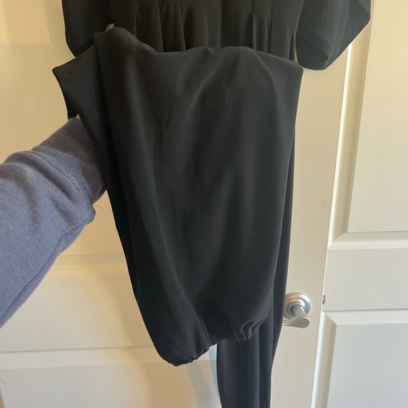 NWOT-Norma Kamali rectangle jog Womens Black V-Neck Short Sleeve Jumpsuit-XS - Picture 6 of 10